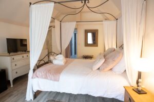 moulin-portail-campagne-chambre-gite-5-